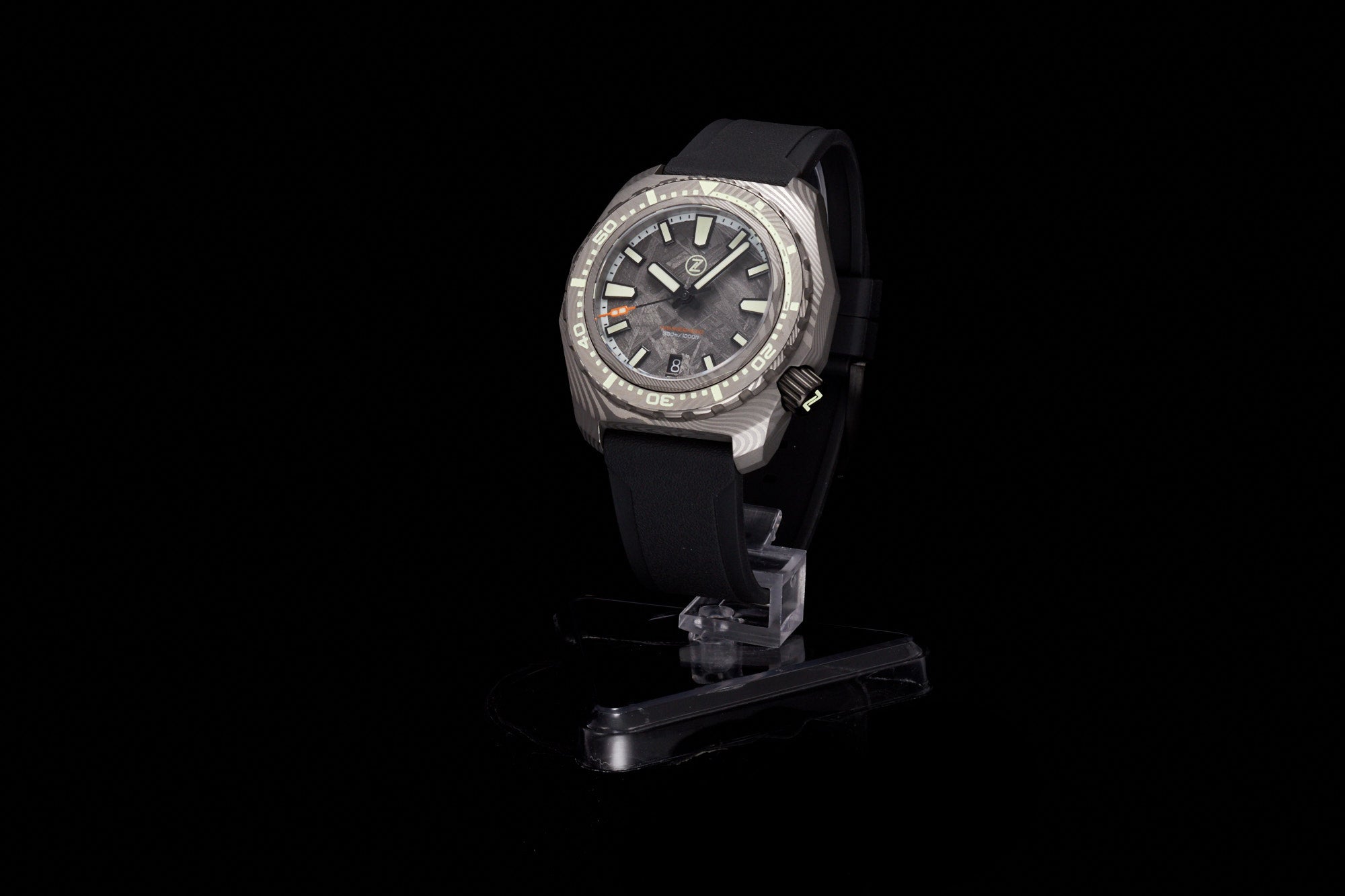 Hammerhead V3 300m SS Damascus Limited Edition