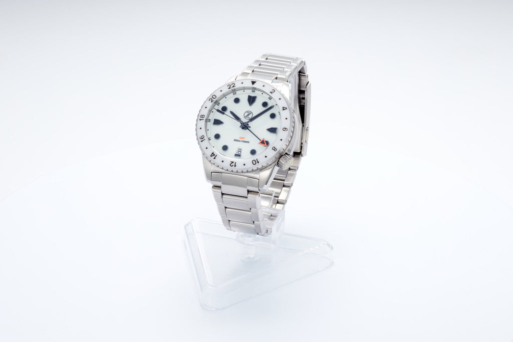 Mako 300m GMT 'Frost'