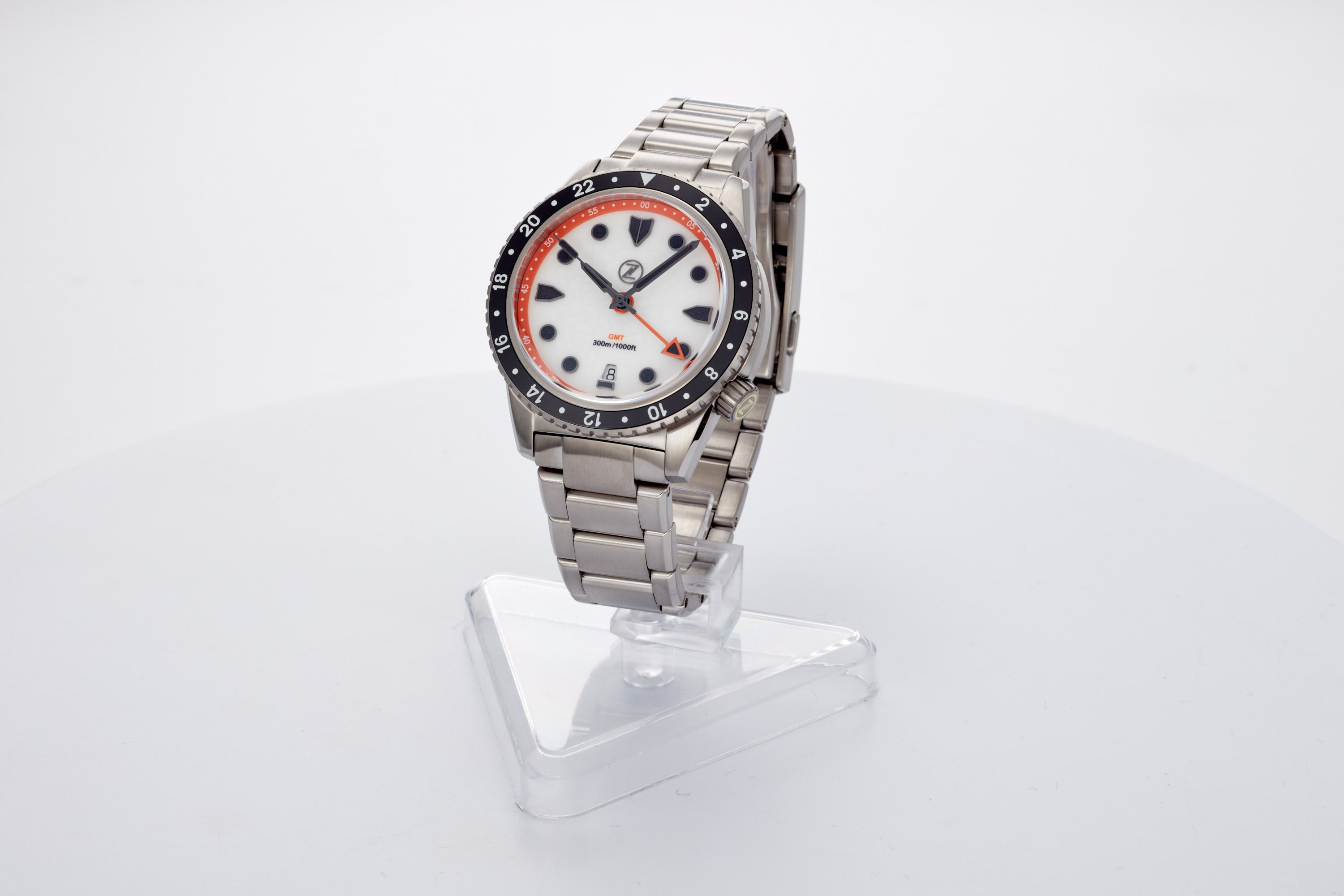 Mako 300m GMT 'Cracked Ice'