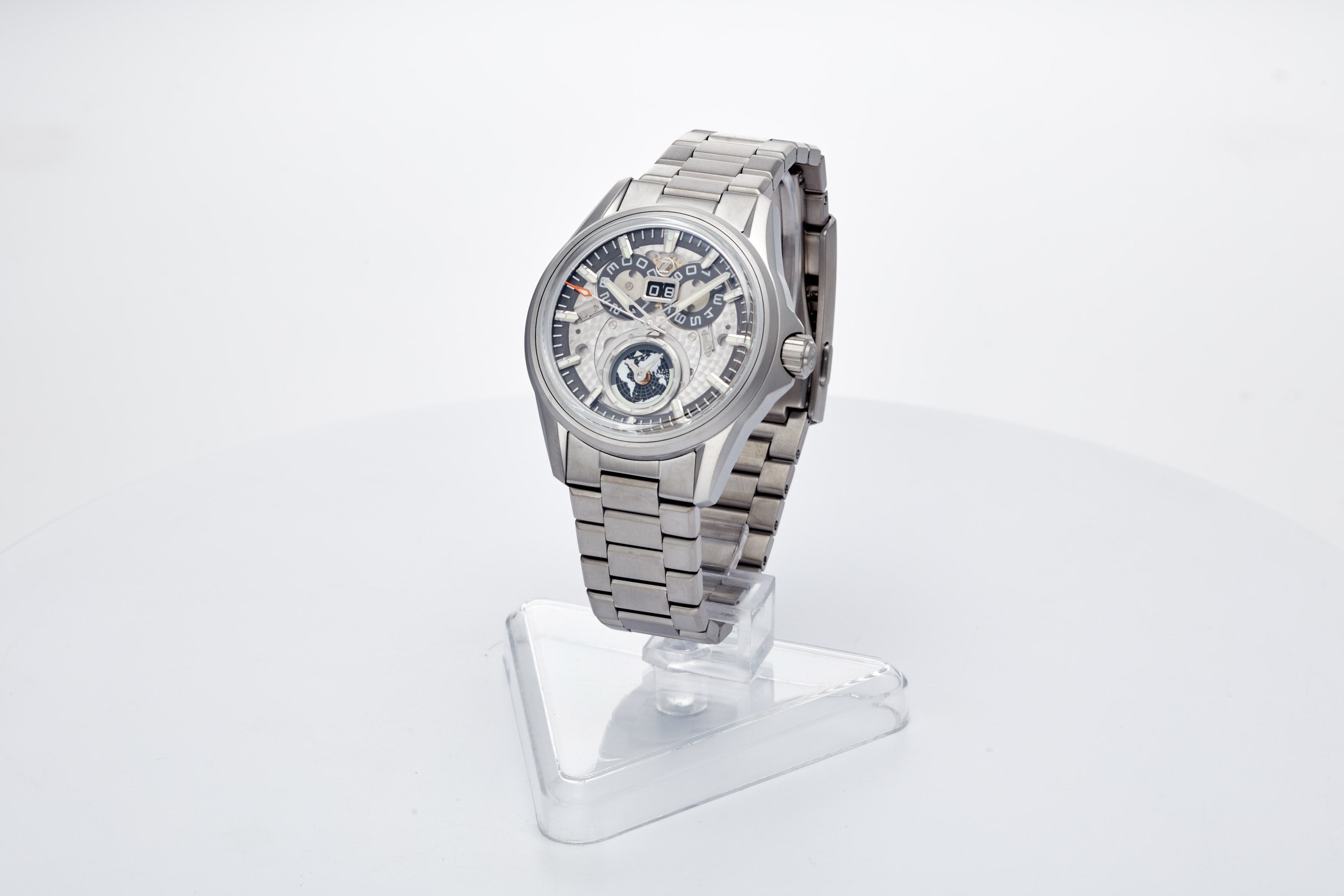 Spearfish Dual Time Ti 'Spark'