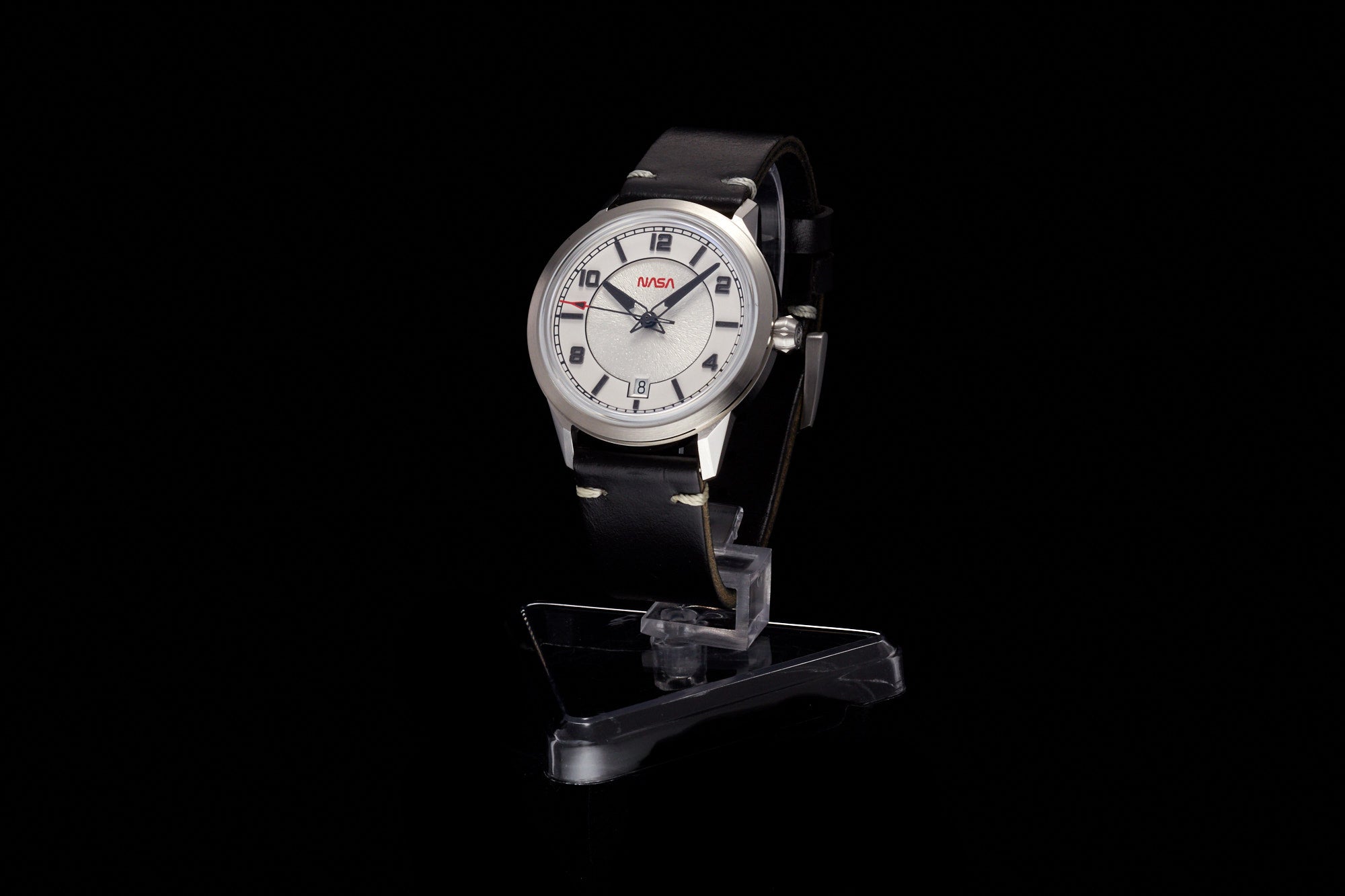 Comet 39mm 'NASA' Edition