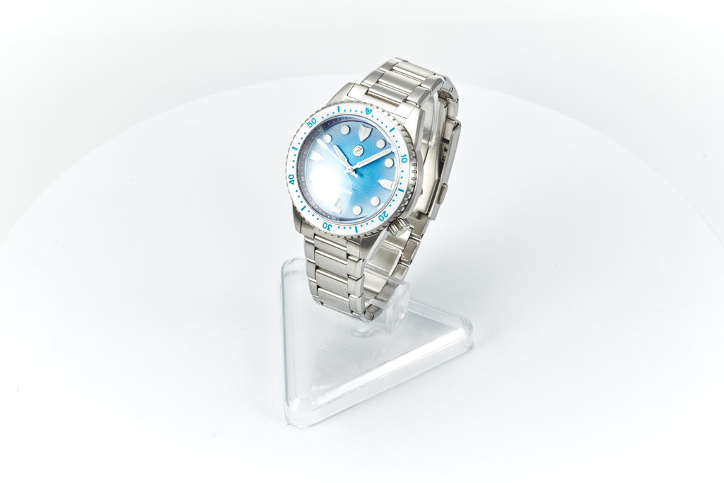 Mako 300m Diver 'Lagoon Blue'