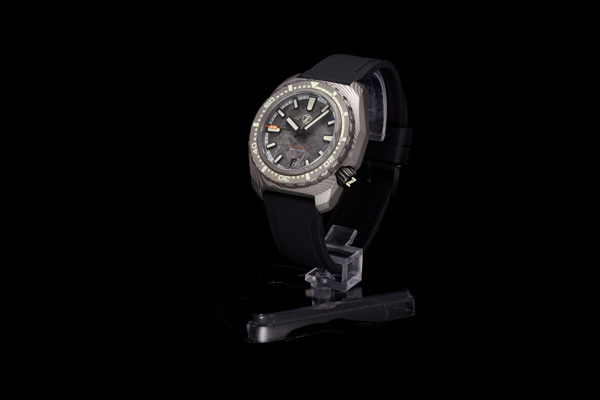 Hammerhead V3 300m SS Damascus Limited Edition