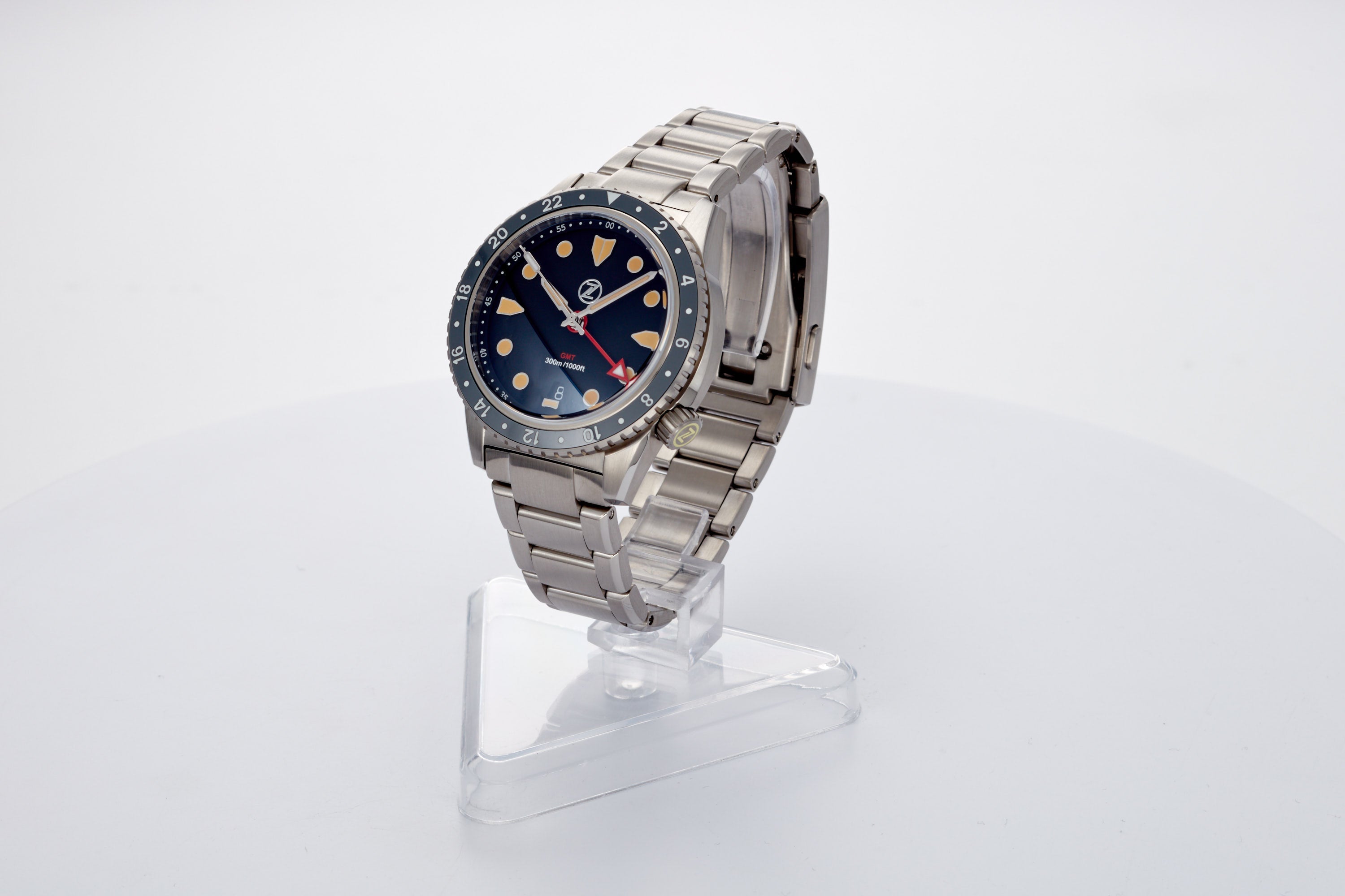 Mako 300m GMT 'Vintage Black'
