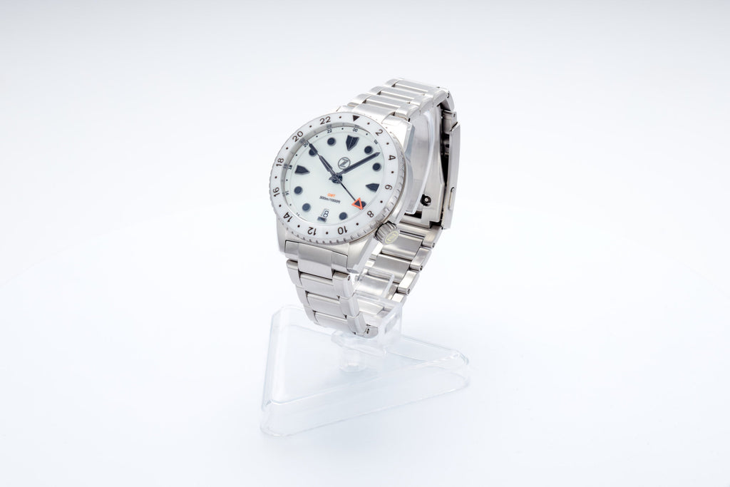 Mako 300m GMT 'Frost'