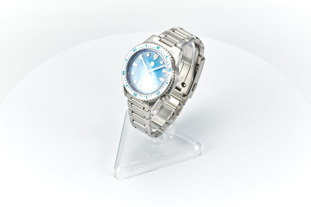 Mako 300m Diver 'Lagoon Blue'