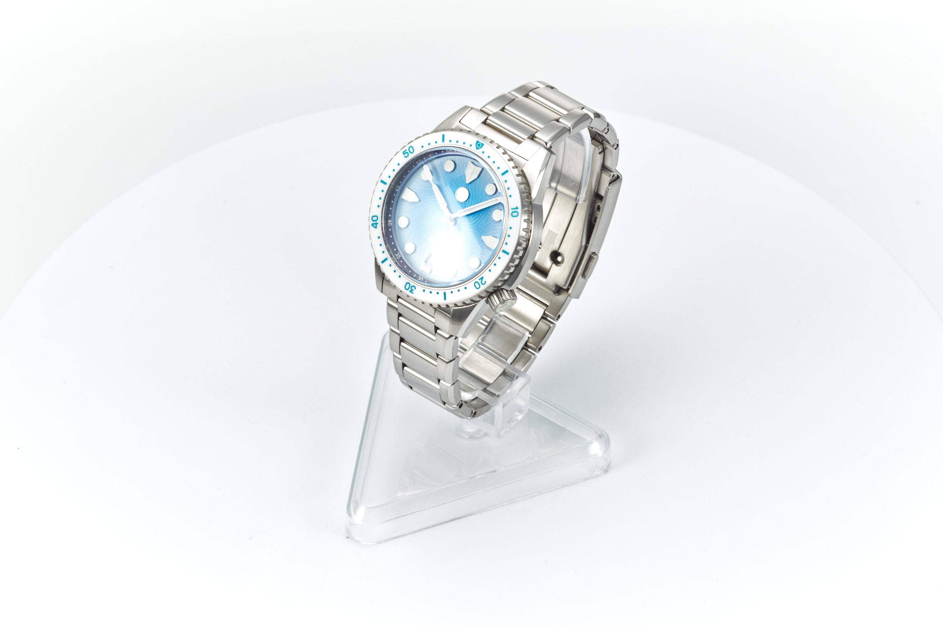 Mako 300m Diver 'Lagoon Blue'