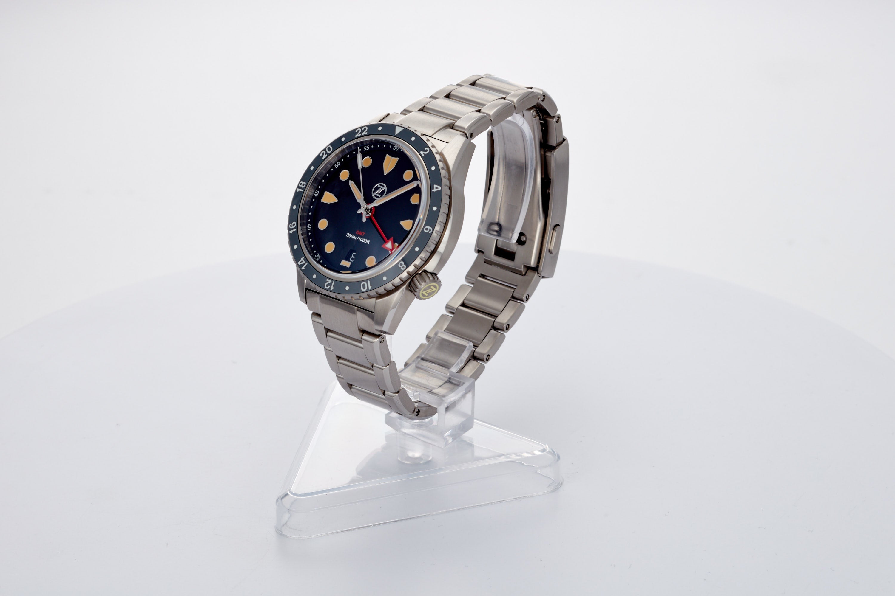 Mako 300m GMT 'Vintage Black'