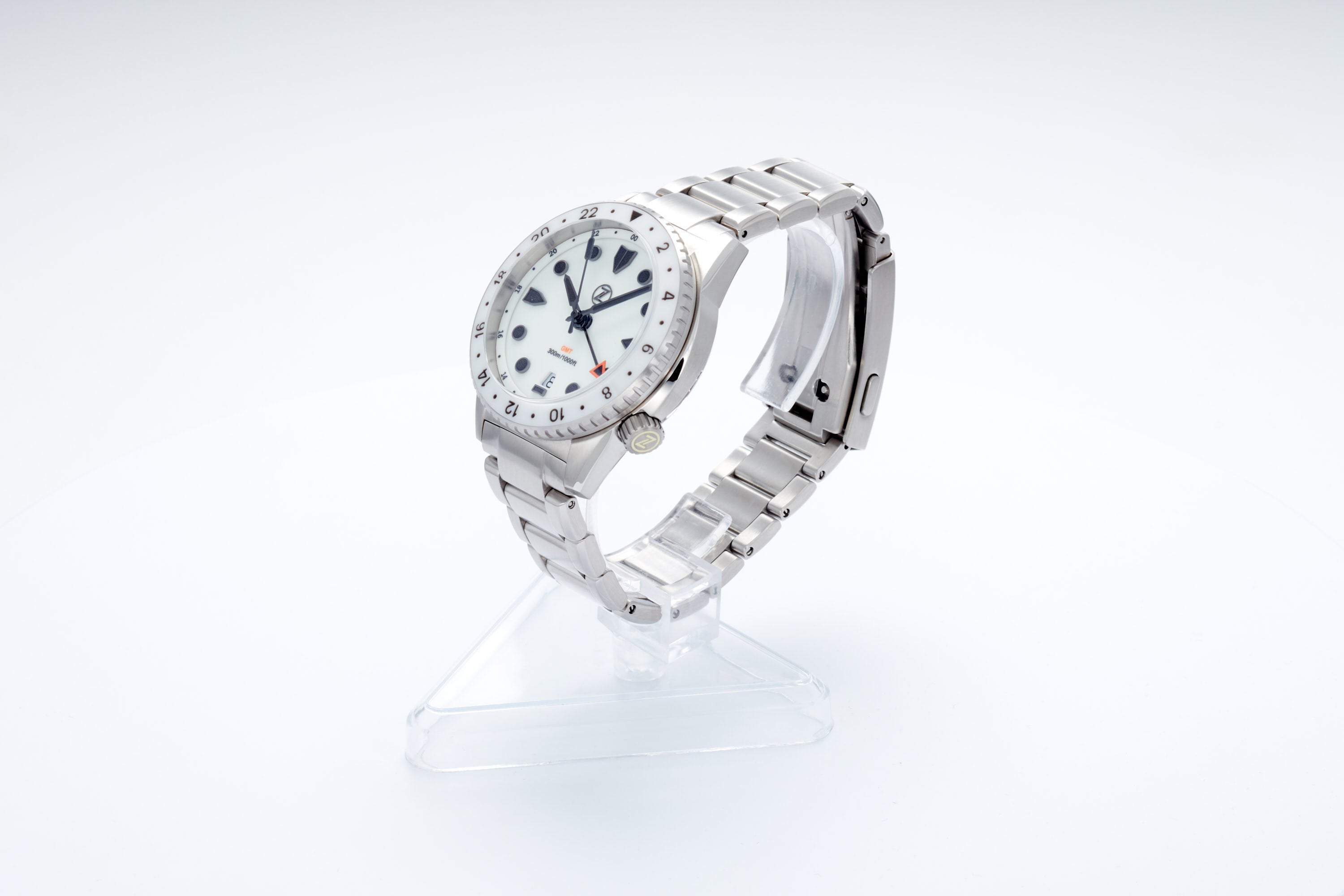 Mako 300m GMT 'Frost'