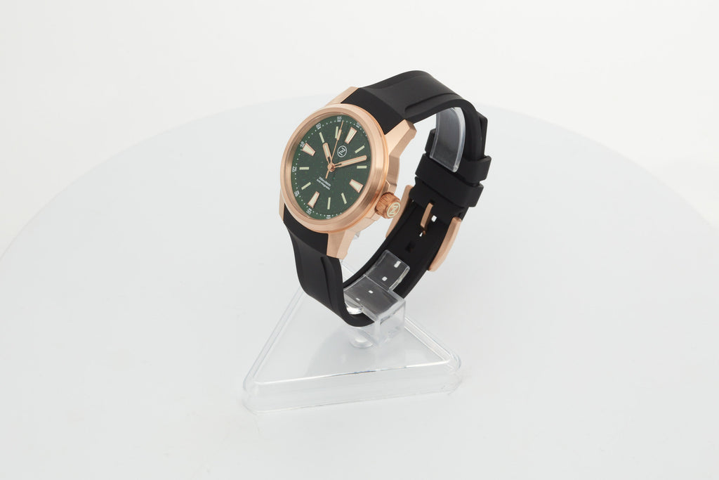 Aurora Field 38mm Br 'Green Aventurine'