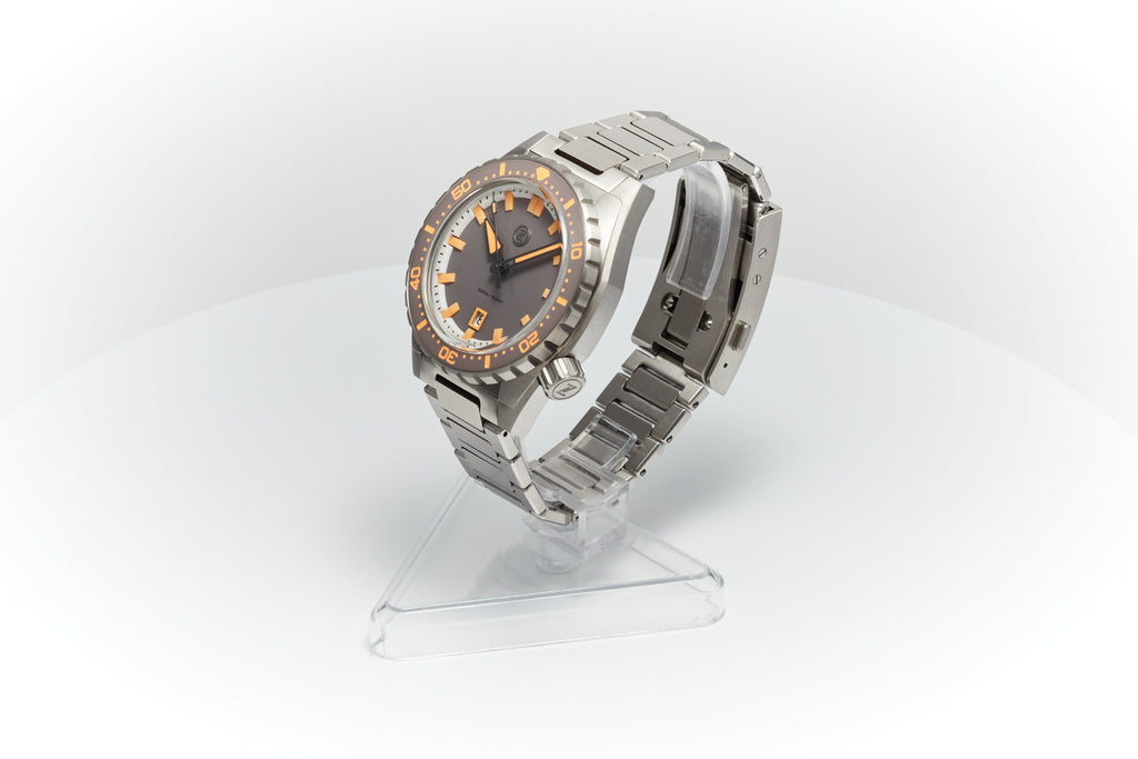 Thresher 44mm 'Ember'