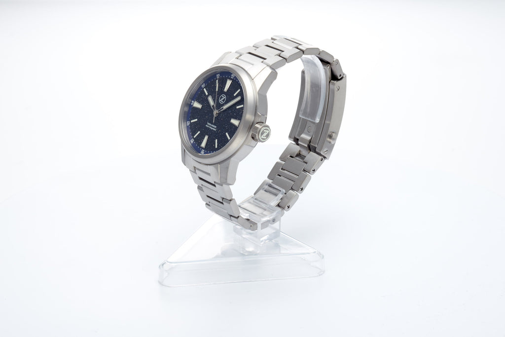 Aurora Field 42mm Ti 'Aventurine'