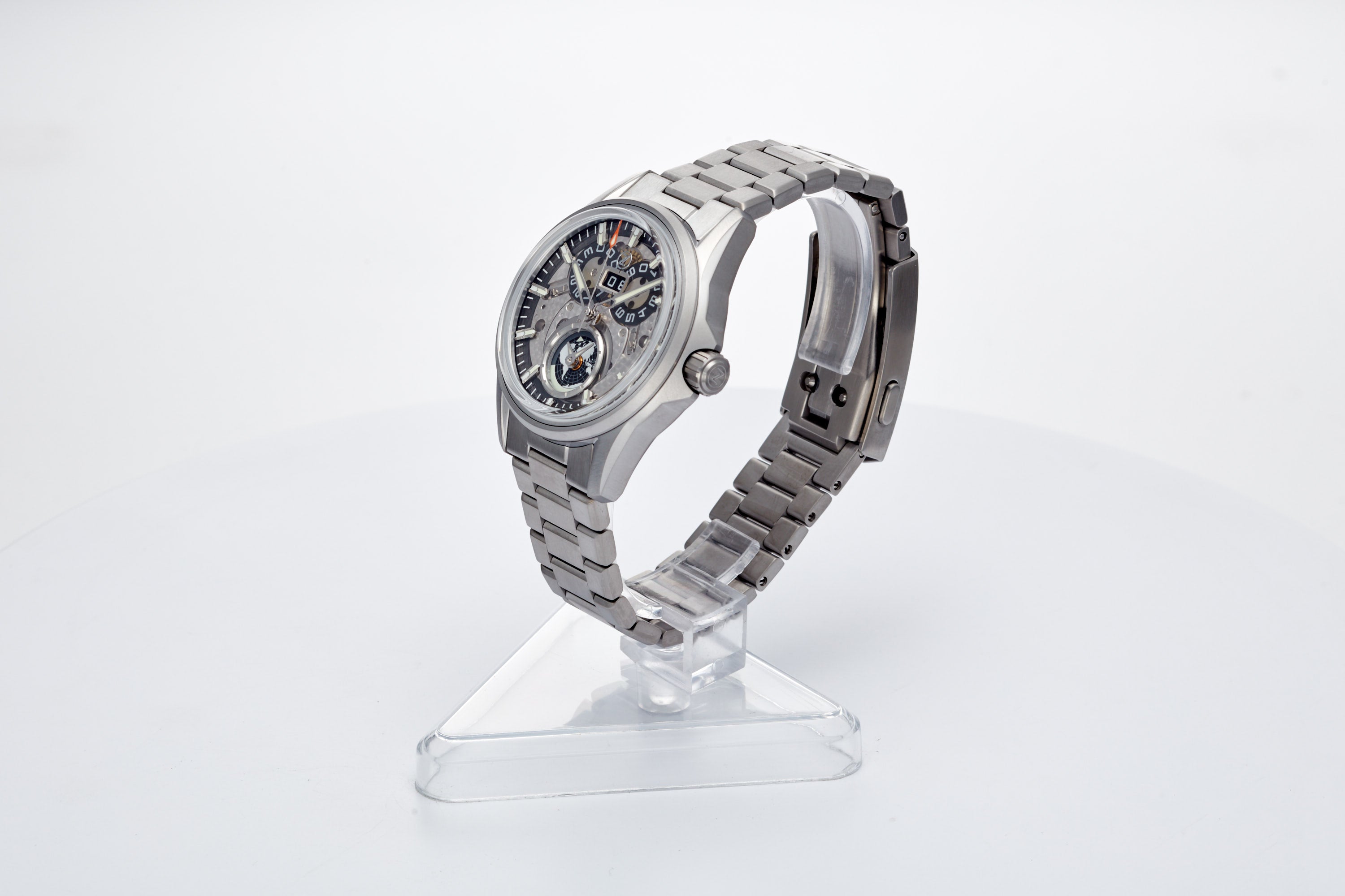 Spearfish Dual Time Ti 'Spark'