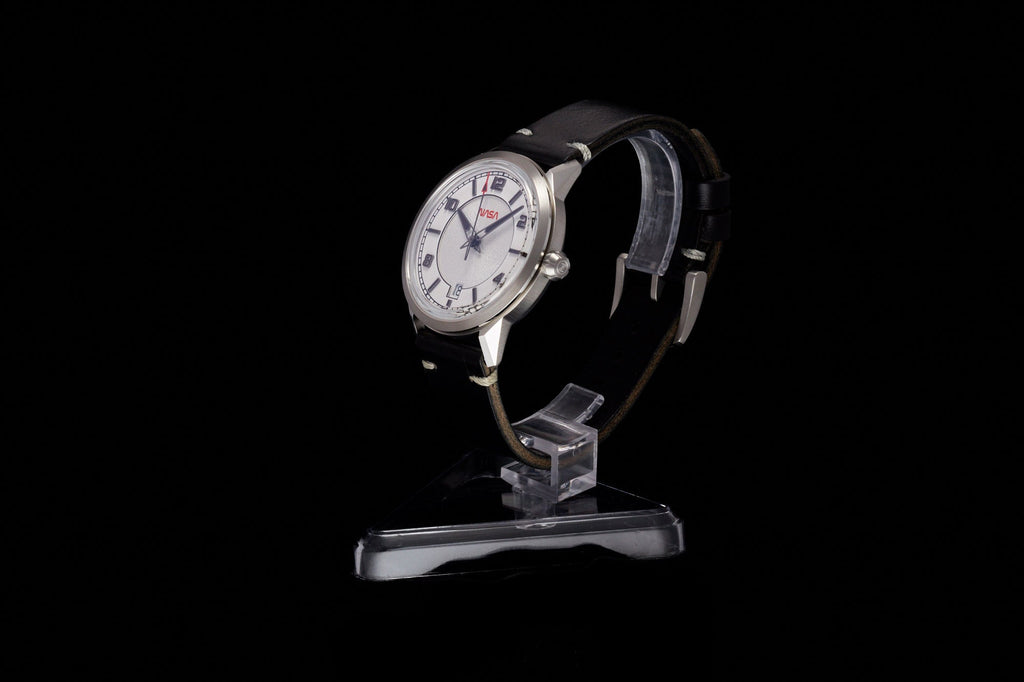 Comet 39mm 'NASA' Edition