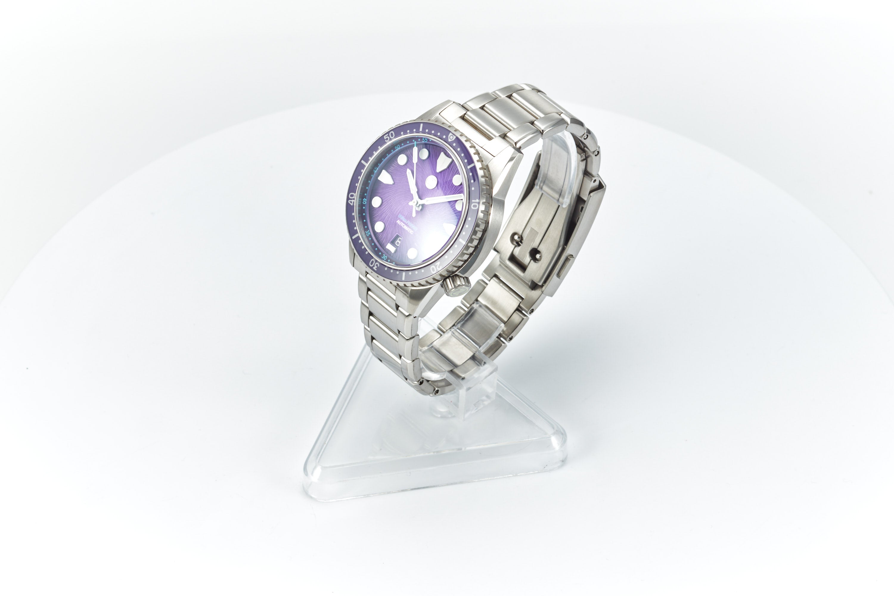 Mako 300m Diver 'Nebula'