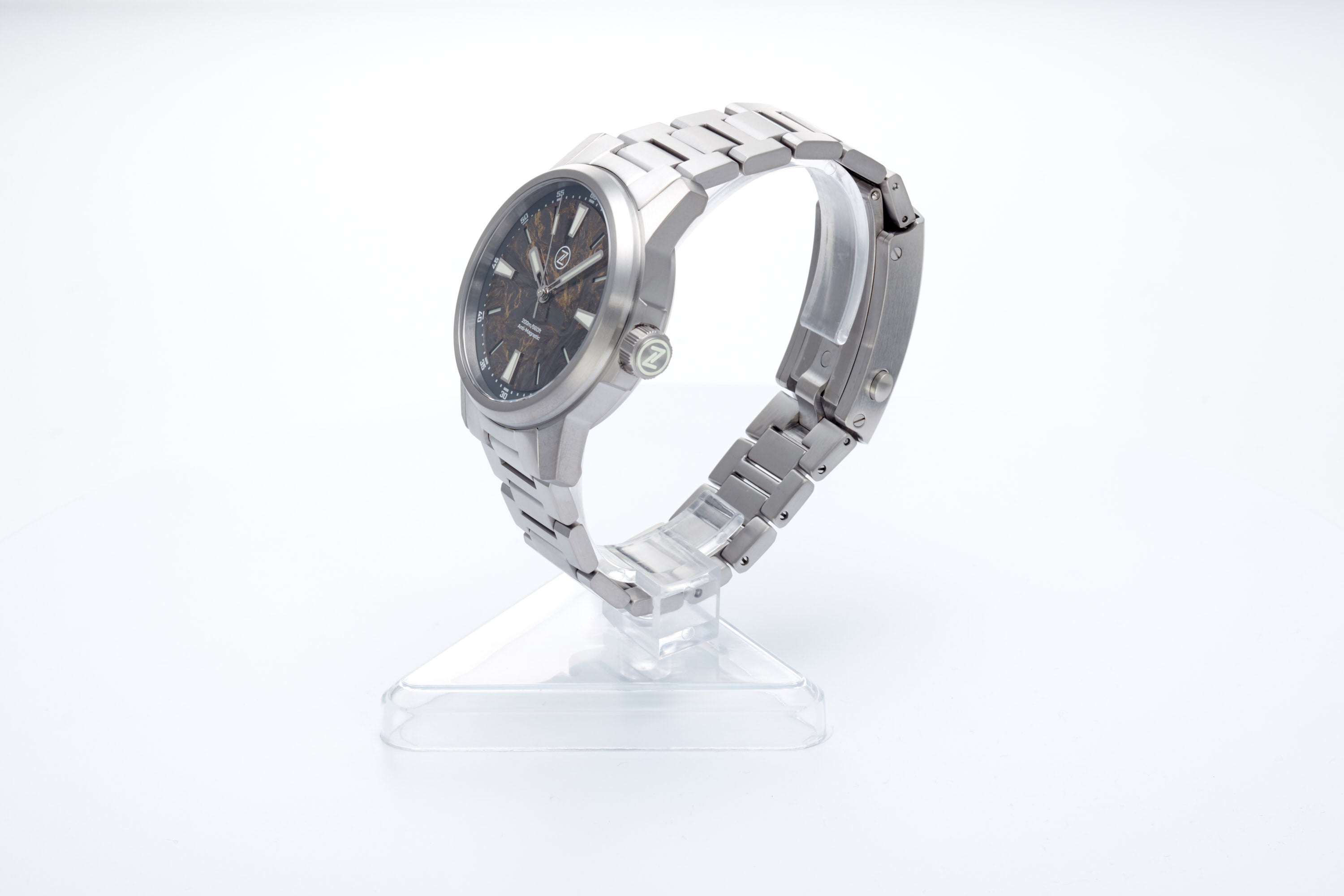 Aurora Field 42mm Ti 'Gold Carbon'