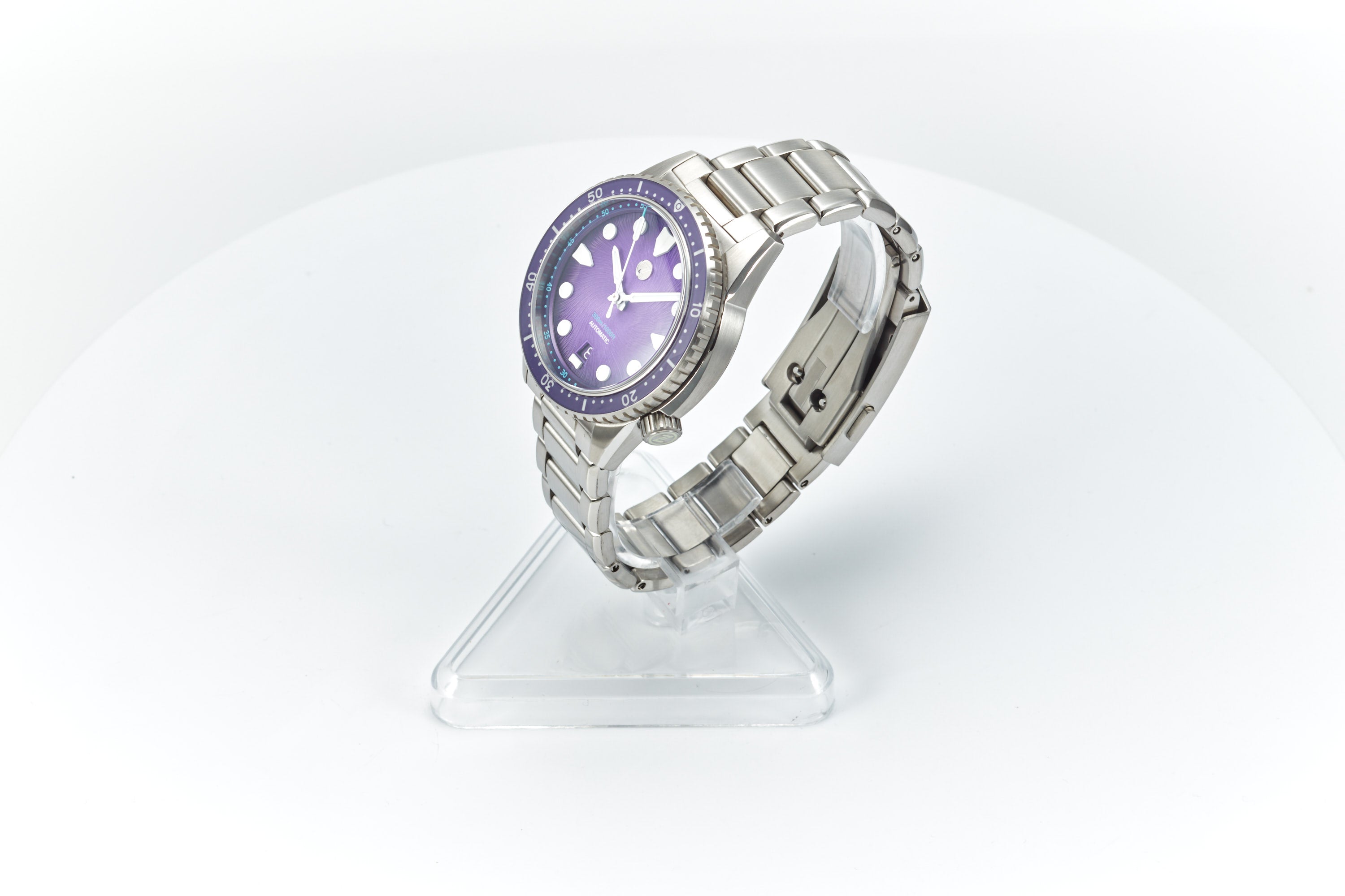 Mako 300m Diver 'Nebula'