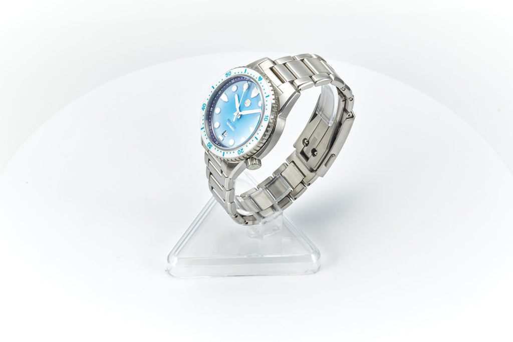 Mako 300m Diver 'Lagoon Blue'