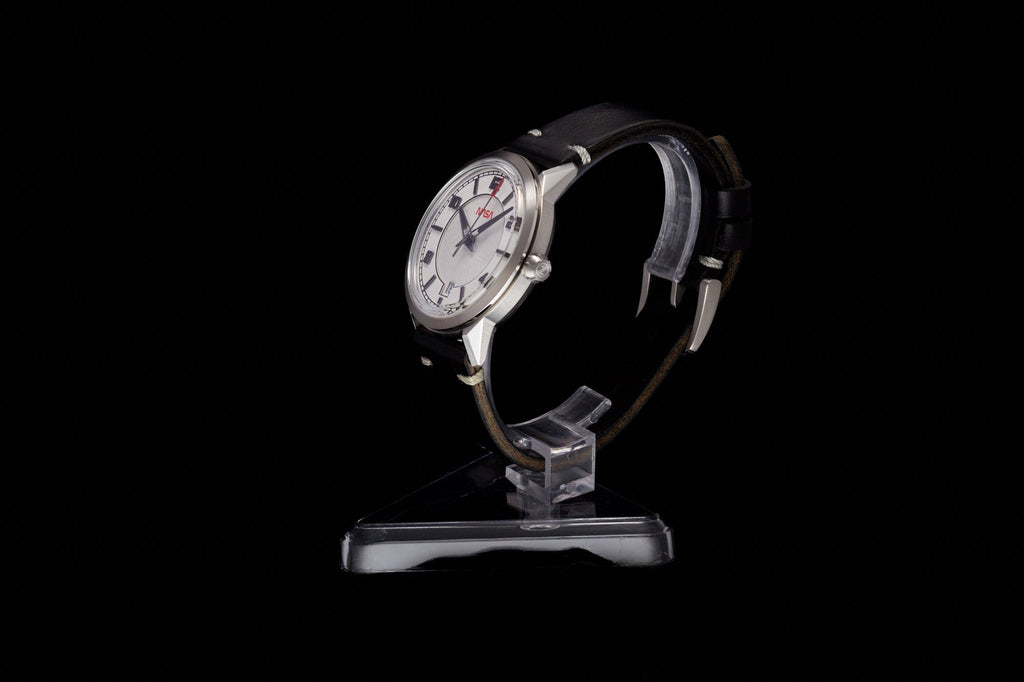 Comet 39mm 'NASA' Edition