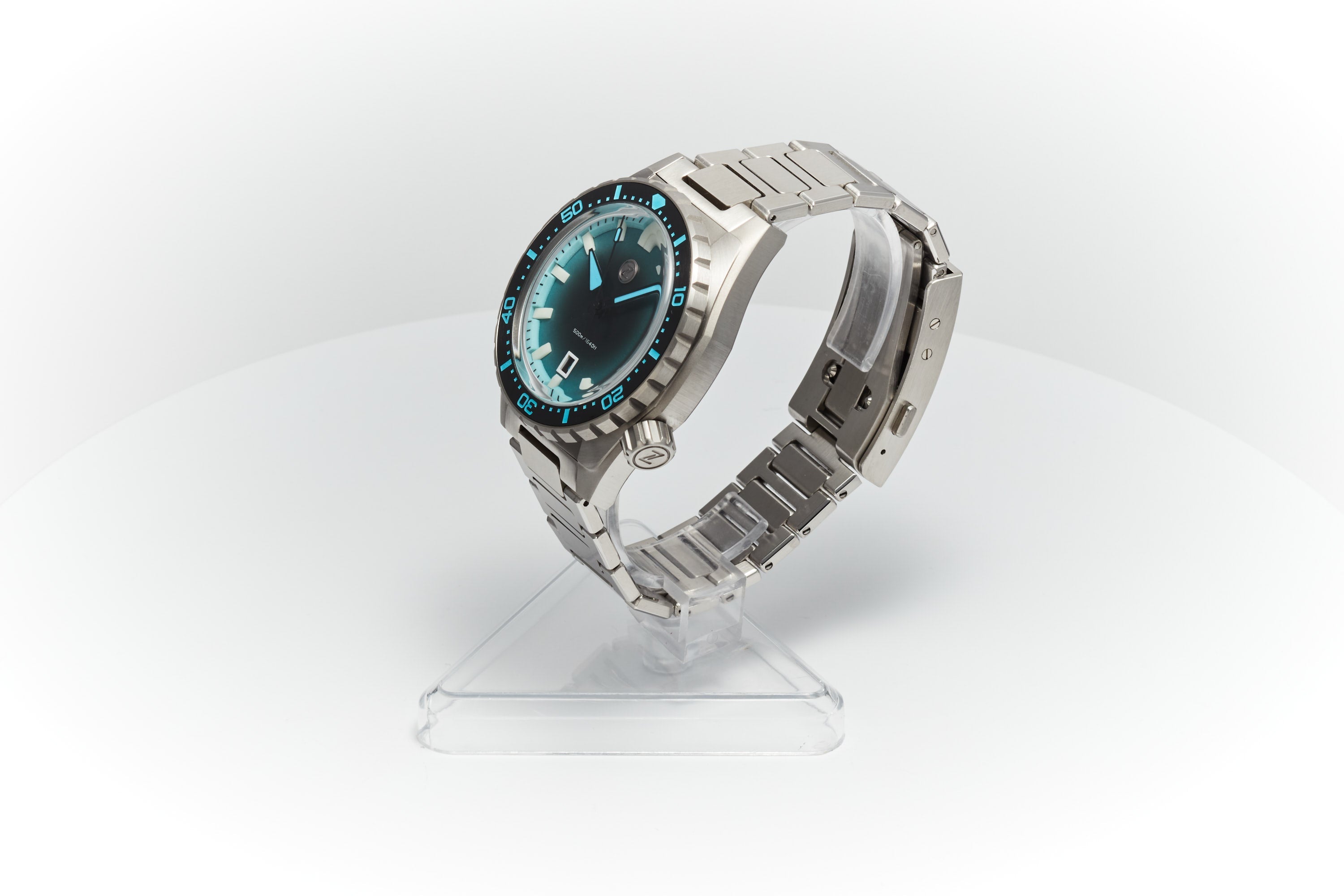 Thresher 44mm 'Azure'