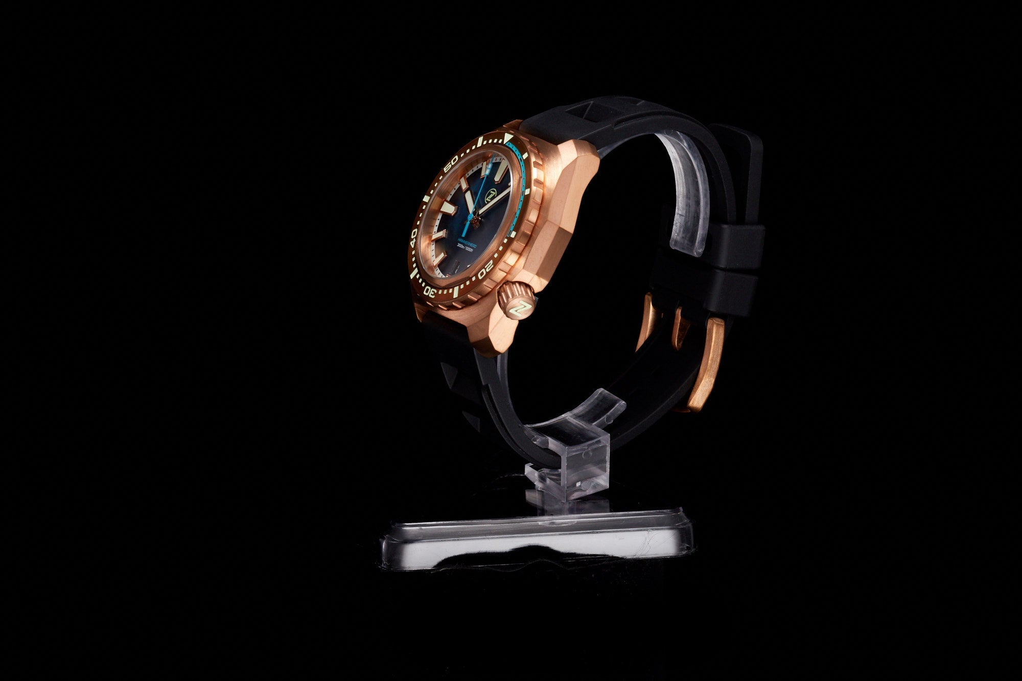 Hammerhead V3 300m Bronze 'MOP'