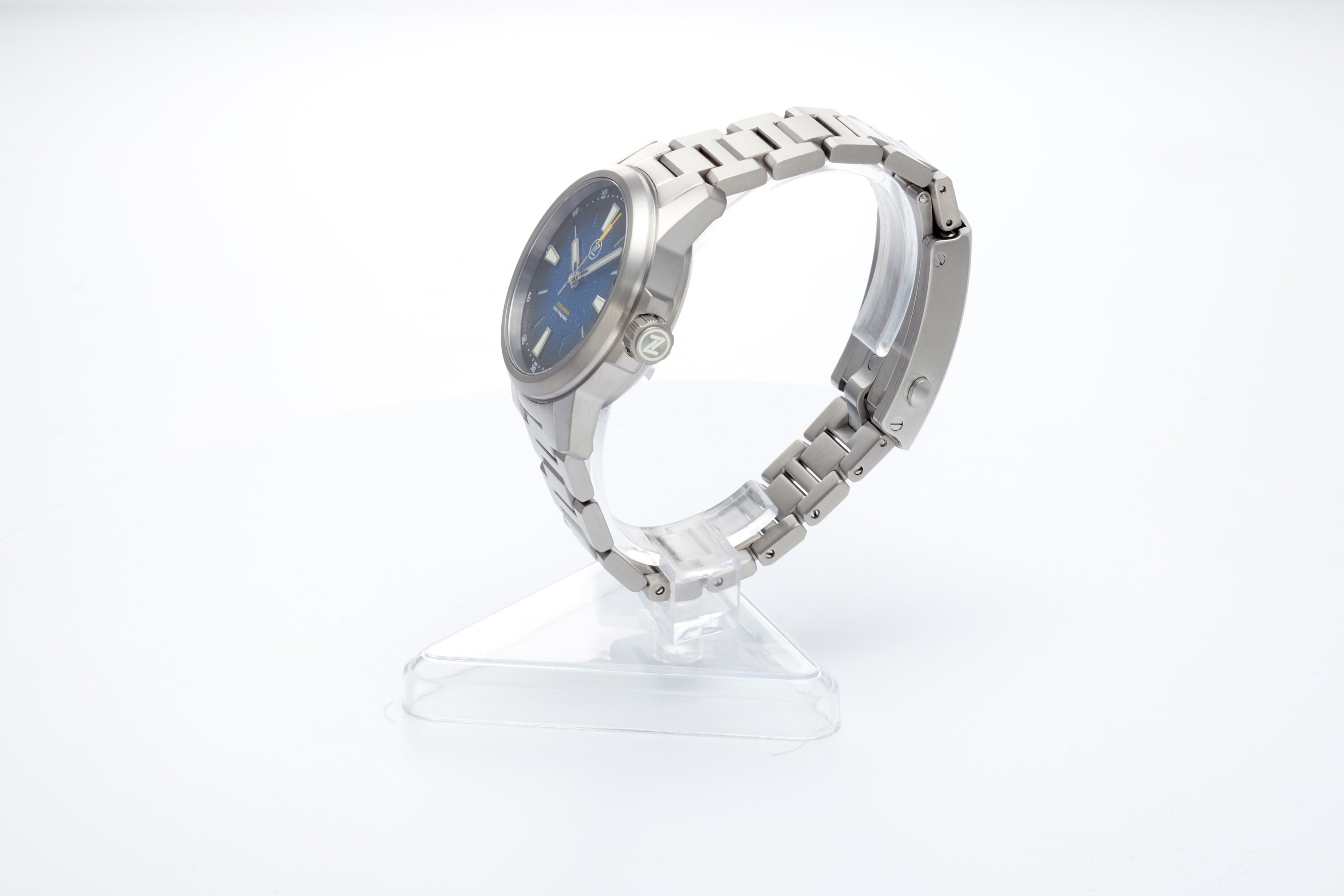 Aurora Field 38mm Ti 'Midnight Blue'
