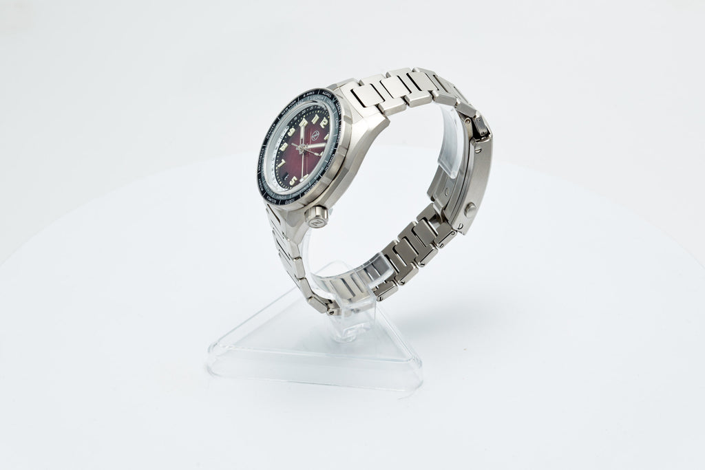 Thresher 41mm Burgundy
