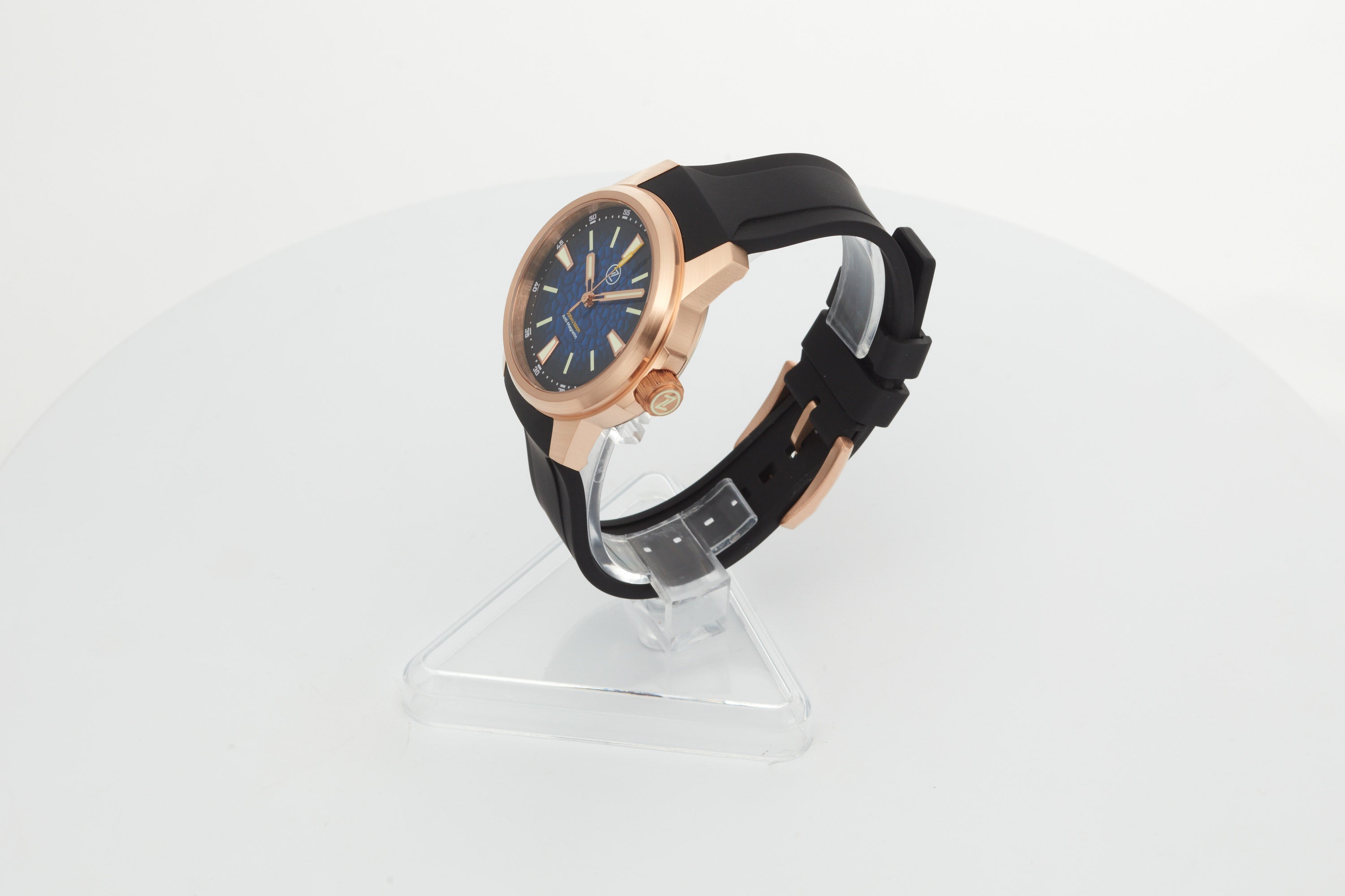Aurora Field 38mm Br 'Hammered Blue'