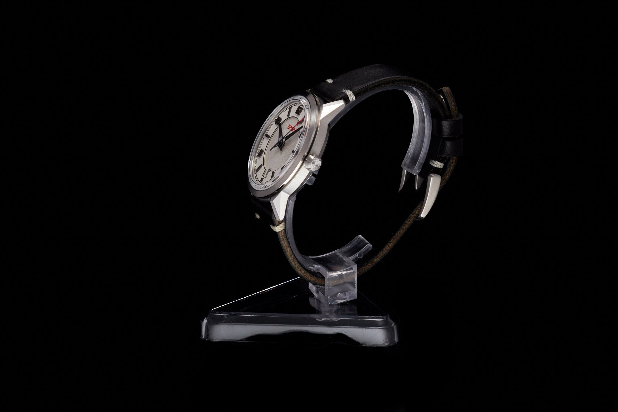 Comet 39mm 'NASA' Edition