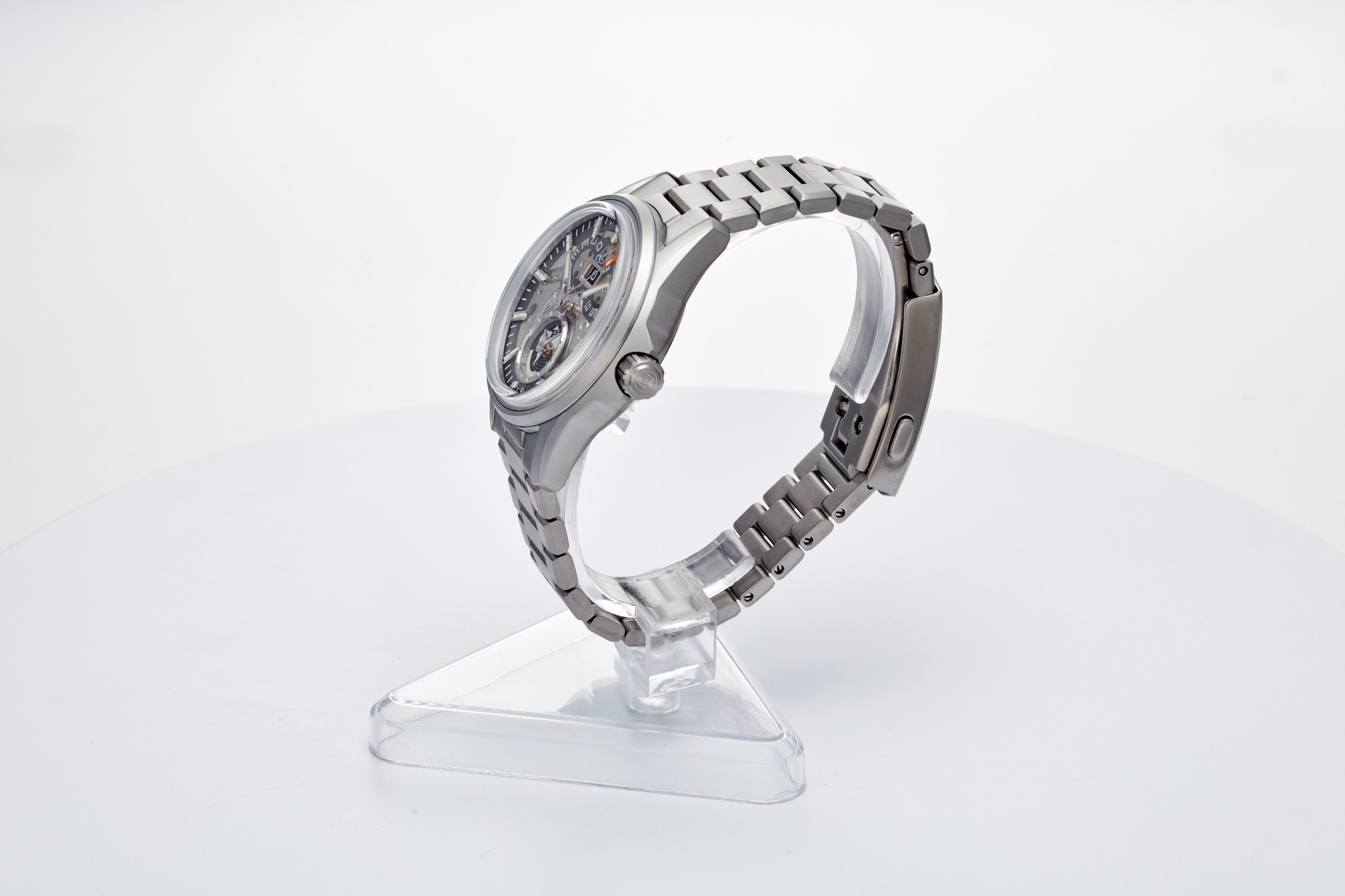 Spearfish Dual Time Ti 'Spark'