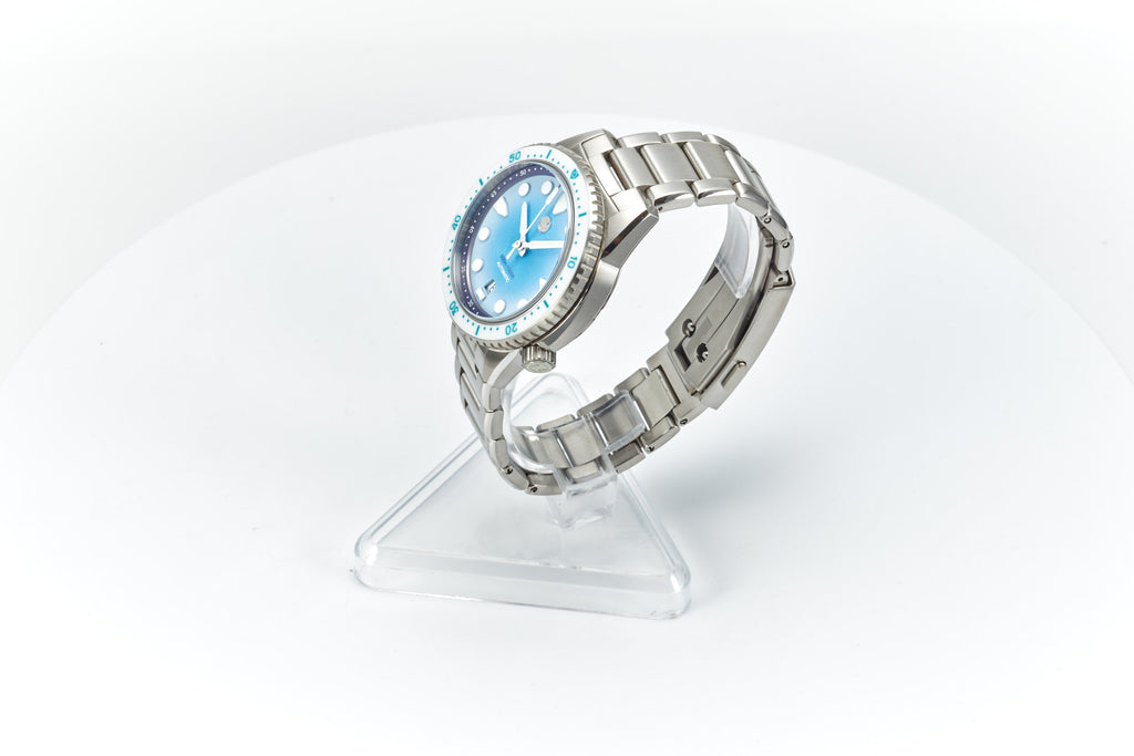 Mako 300m Diver 'Lagoon Blue'