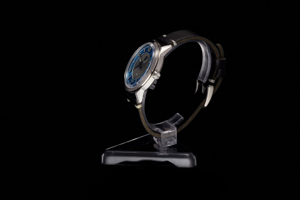 Comet 39mm 'Steel Blue'