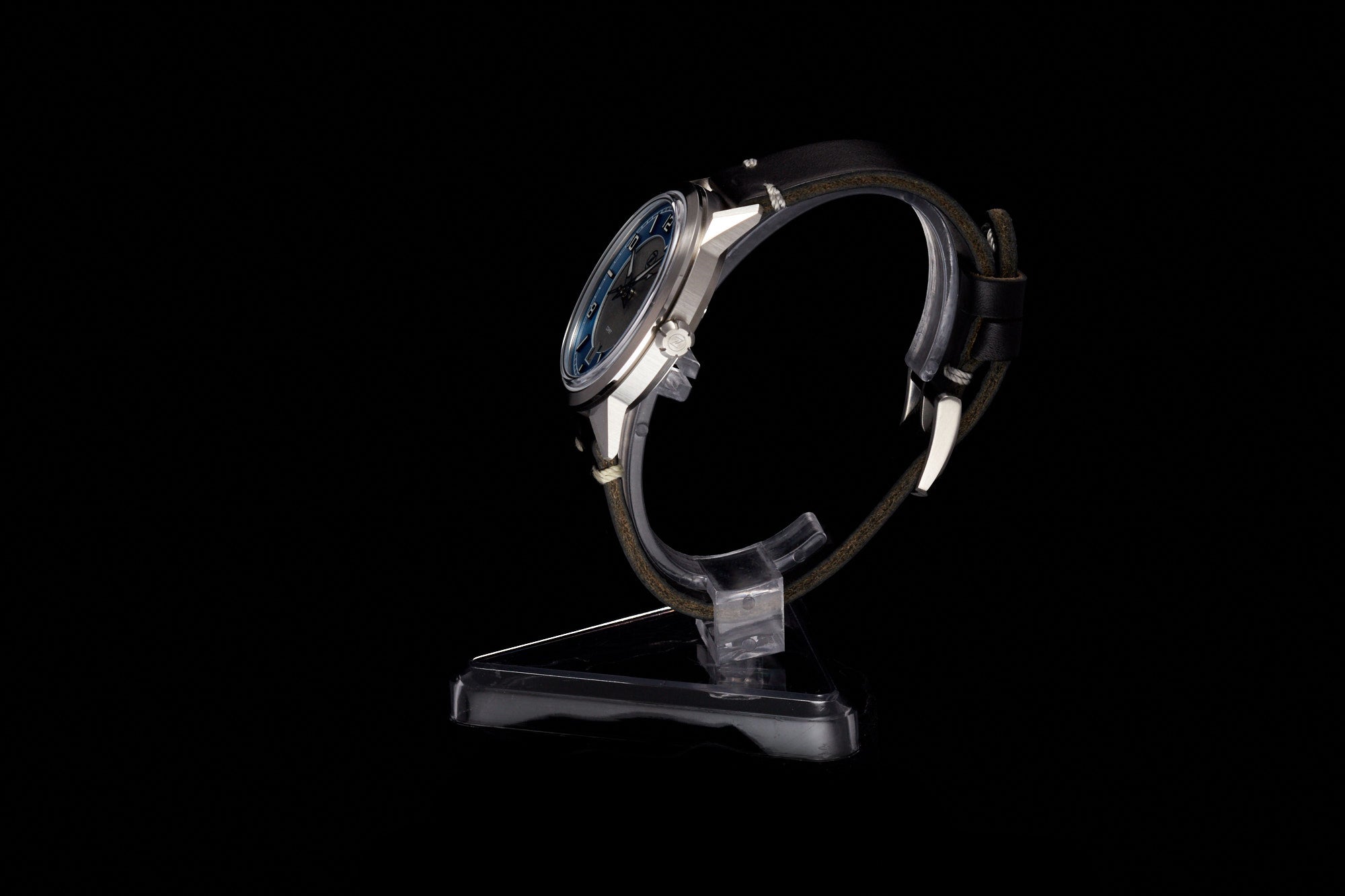 Comet 39mm 'Steel Blue'