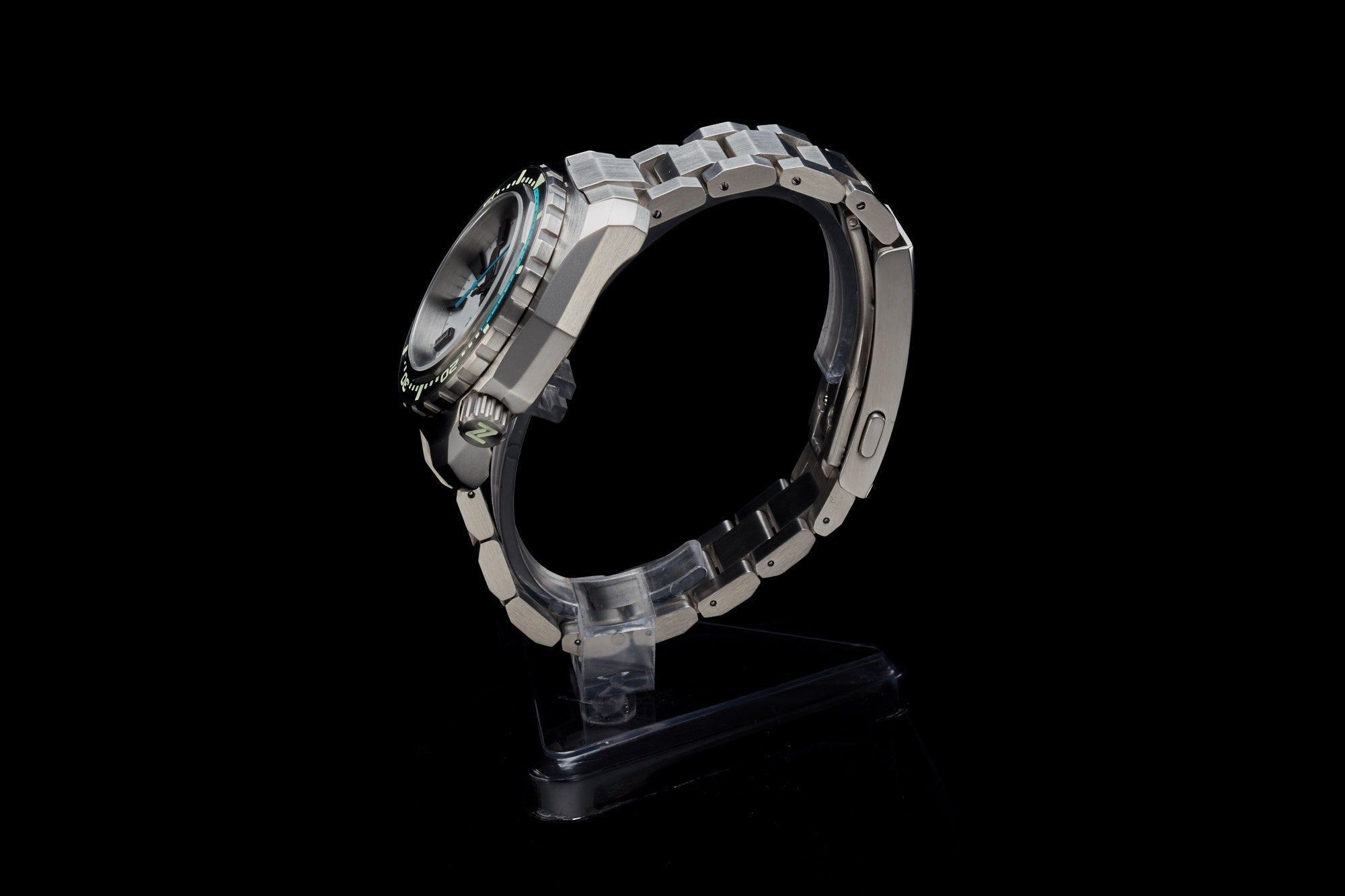 Hammerhead V3 300m Steel Frost