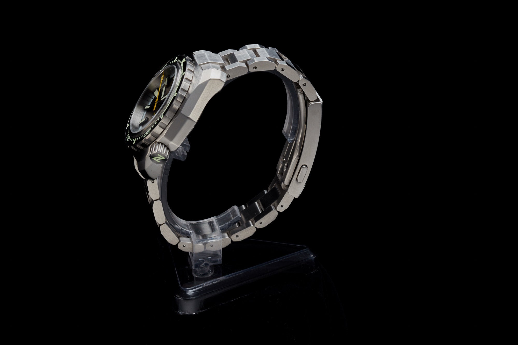 Hammerhead V3 300m Steel Vintage Black