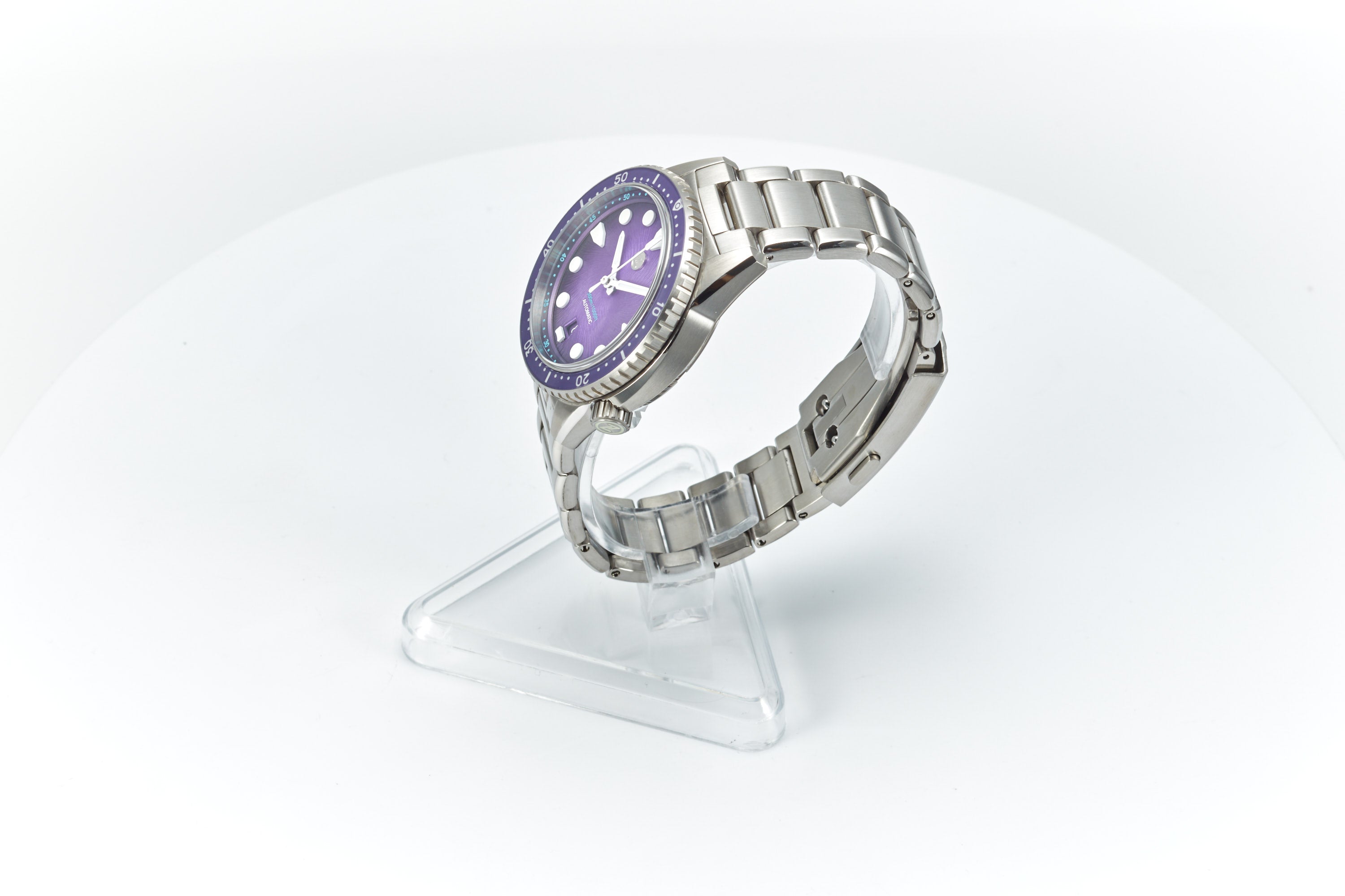 Mako 300m Diver 'Nebula'