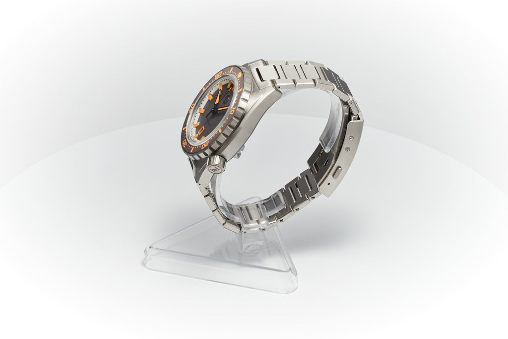 Thresher 44mm 'Ember'