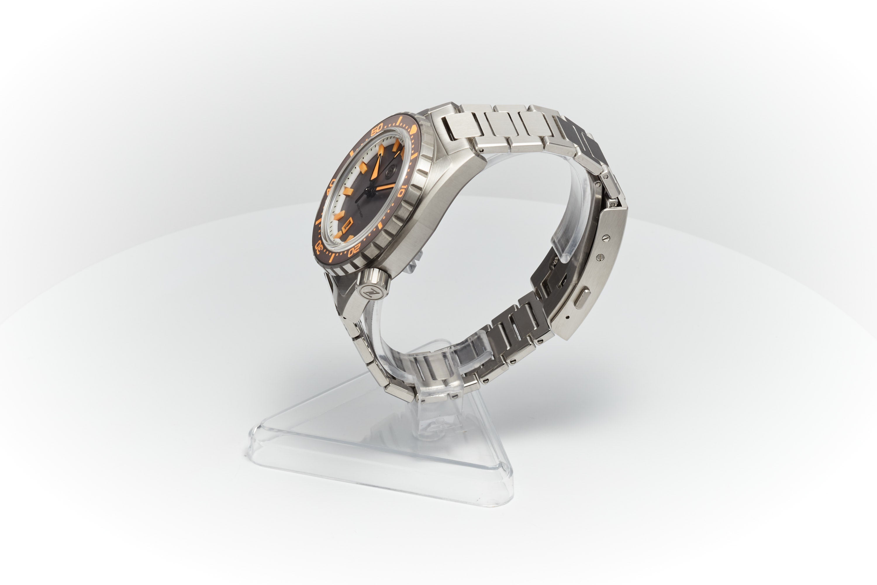 Thresher 44mm 'Ember'