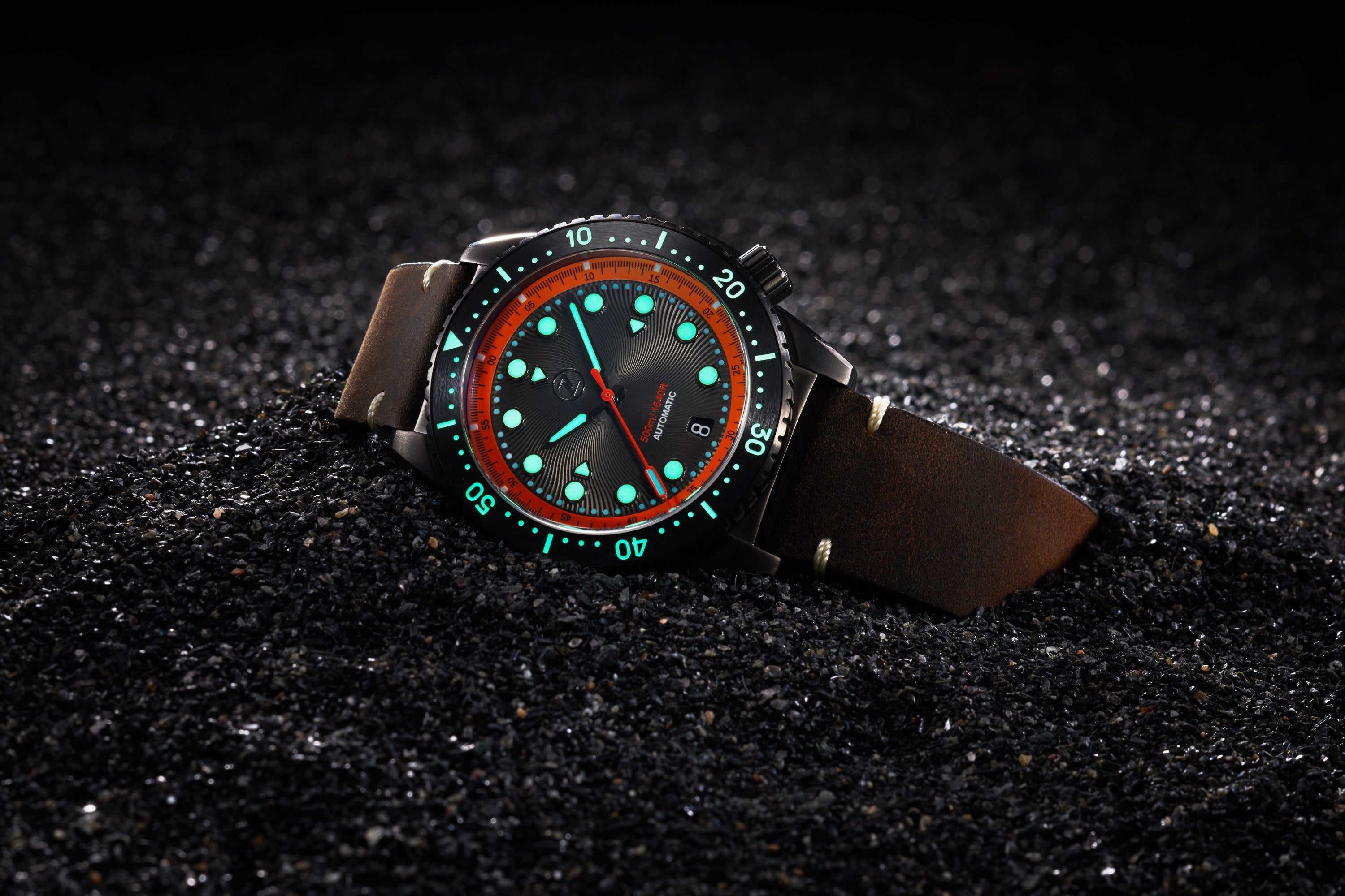 Mako V2 500m Diver Steel PVD Orange