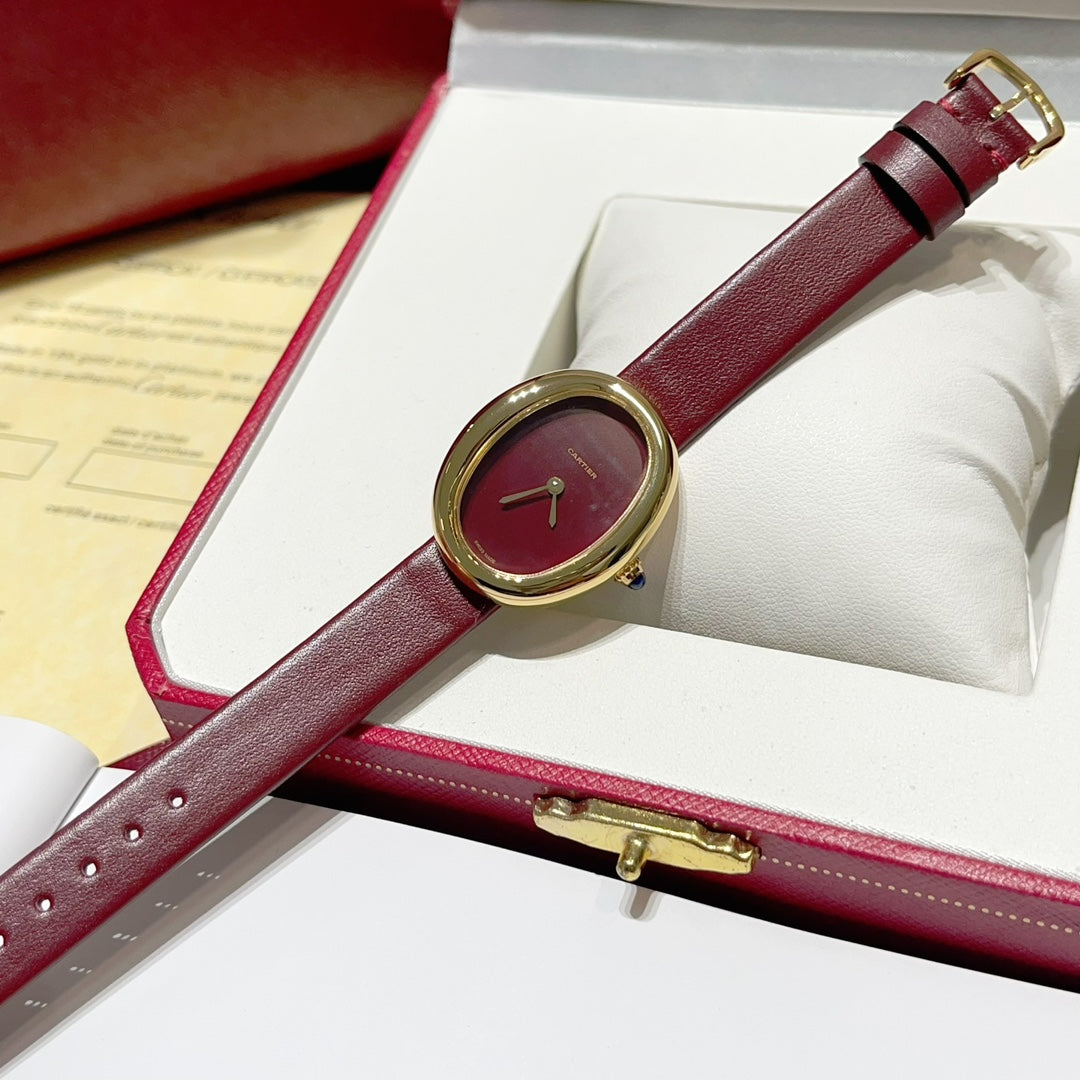 BAIGNOIRE WATCH GOLD CASE AND LEATHER STRAP