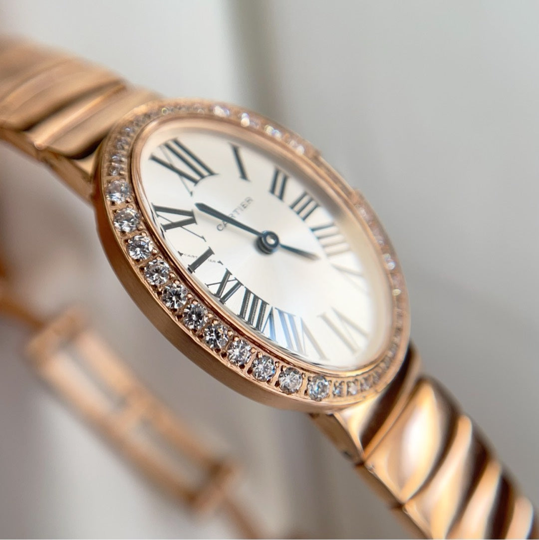 BAIGNOIRE DE CARTIER ¨C OVAL SHAPE ROSE GOLD WITH SINGLE LINE DIAMONDS