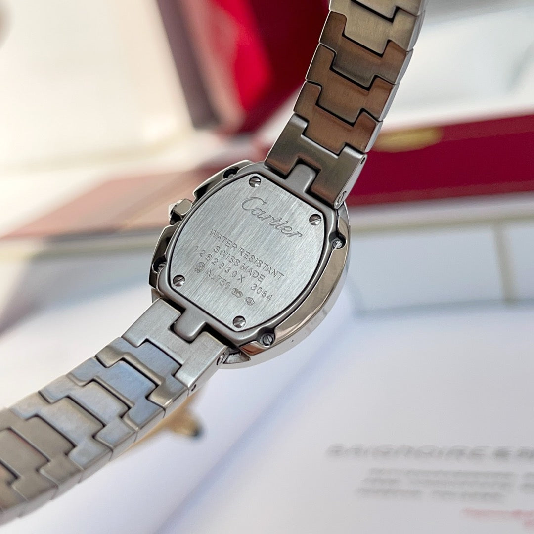 BAIGNOIRE DE CARTIER ¨C OVAL SHAPE SILVER WITH SINGLE LINE DIAMONDS