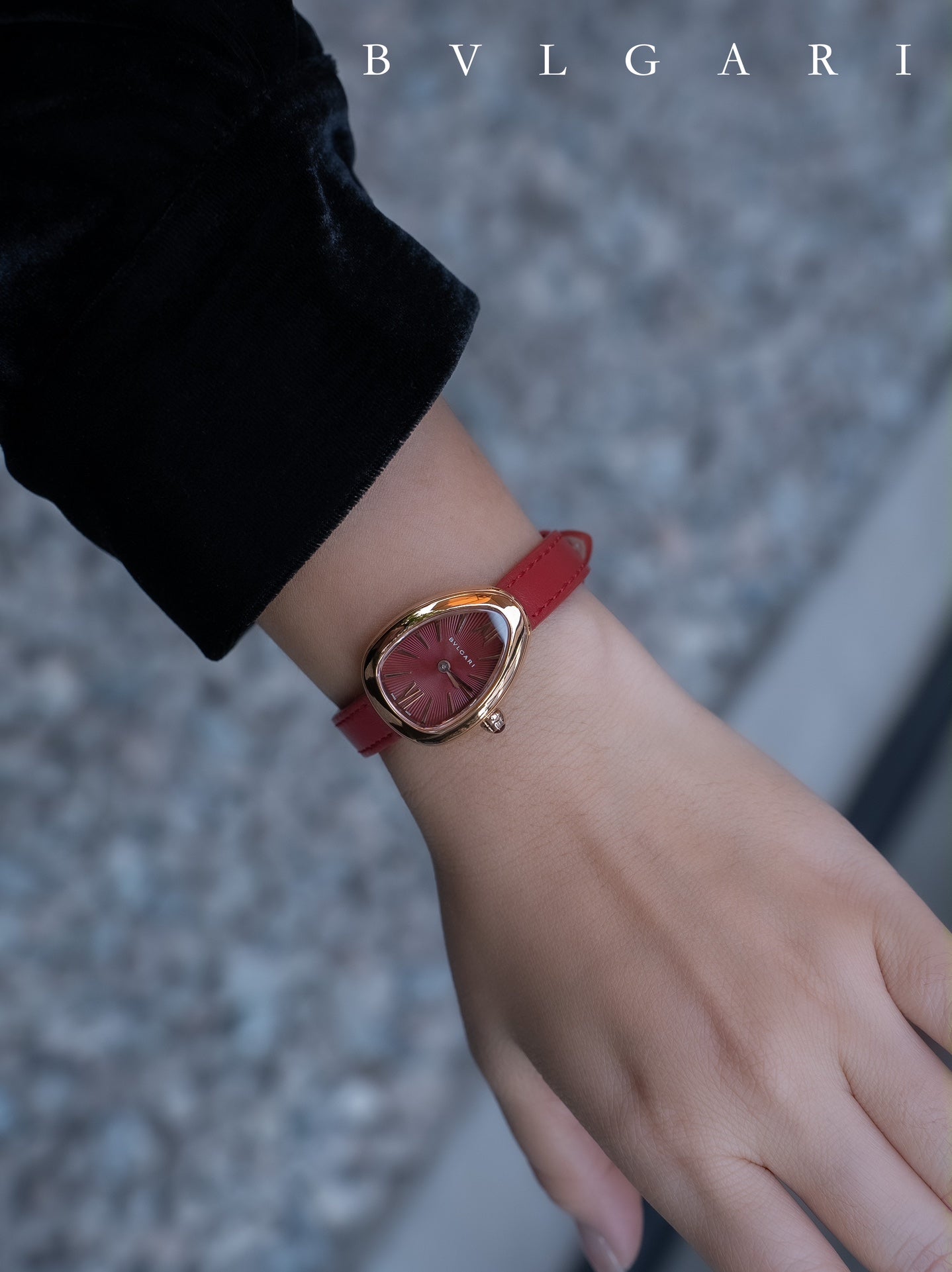SERPENTI ROSE GOLD CASE RED LEATHER STRAP